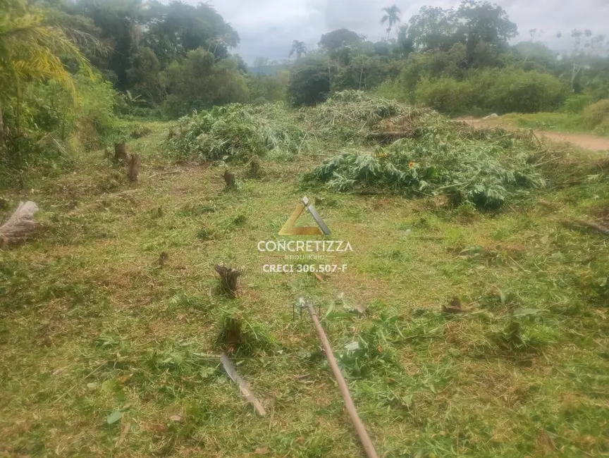 Foto 4 de Terreno / Lote à venda, 340m2 em Caraguatatuba - SP