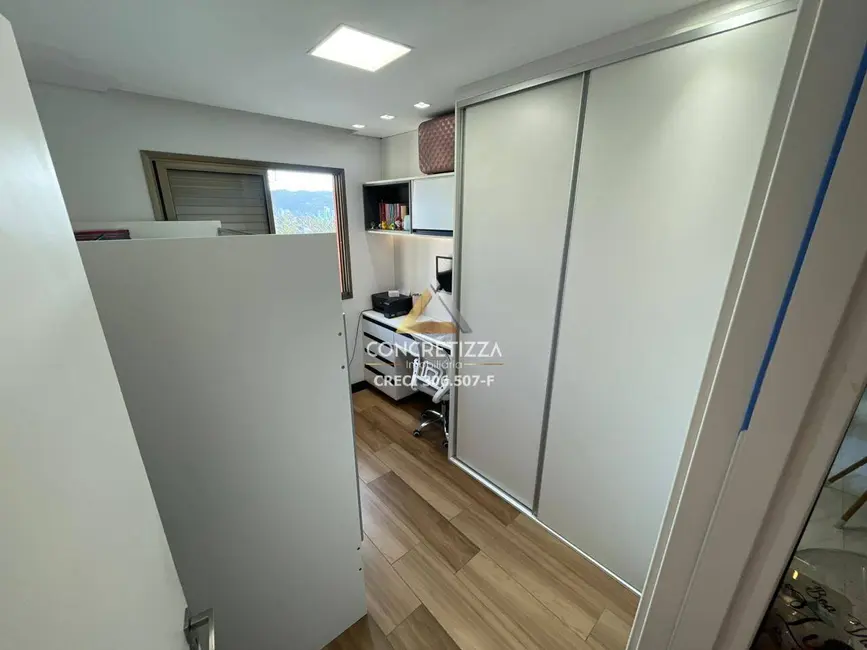 Foto 9 de Apartamento com 2 quartos à venda, 62m2 em Martim de Sá, Caraguatatuba - SP