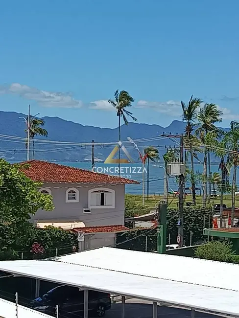 Foto 2 de Apartamento com 4 quartos à venda e para alugar, 120m2 em Sumaré, Caraguatatuba - SP