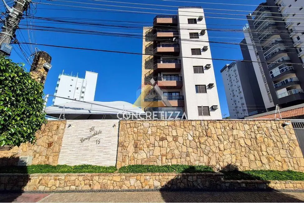 Foto 1 de Apartamento com 4 quartos à venda e para alugar, 120m2 em Sumaré, Caraguatatuba - SP