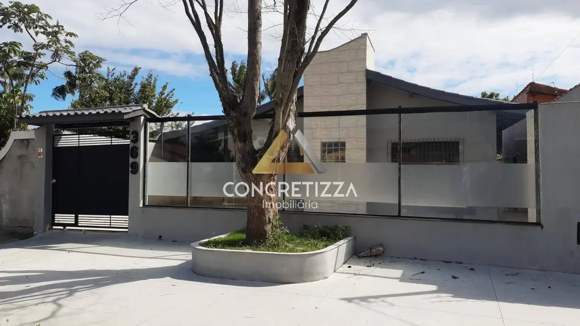 Foto 1 de Casa com 4 quartos à venda, 258m2 em Indaiá, Caraguatatuba - SP