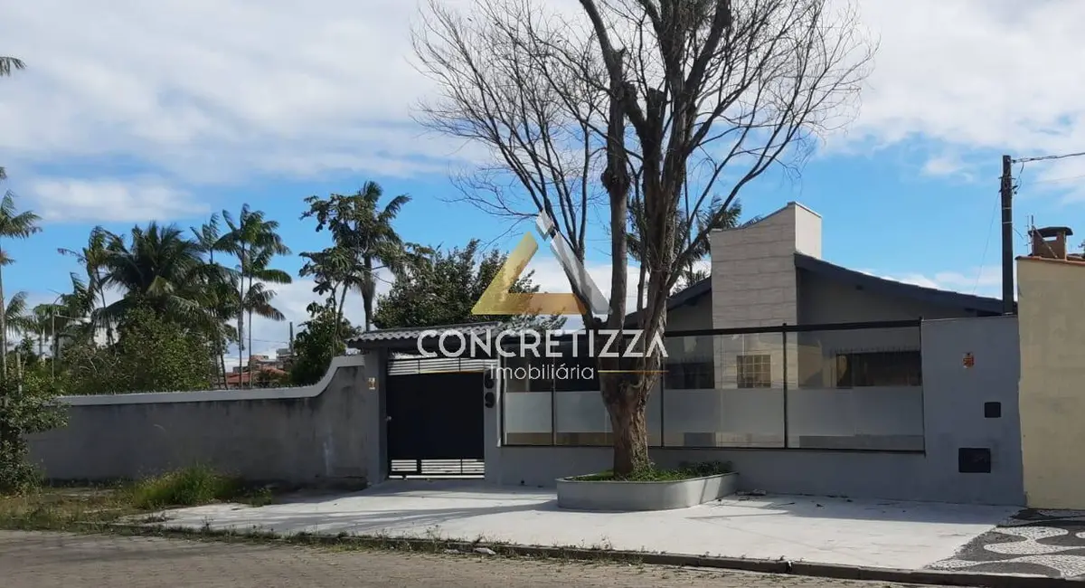 Foto 4 de Casa com 4 quartos à venda, 258m2 em Indaiá, Caraguatatuba - SP