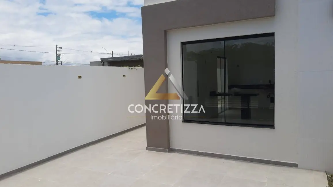 Casa com 2 quartos à venda, 150m2 em Caraguatatuba - SP - imagem 4 Foto 4 de Casa com 2 quartos à venda, 150m2 em Caraguatatuba - SP