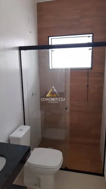 Foto 8 de Casa com 2 quartos à venda, 150m2 em Caraguatatuba - SP