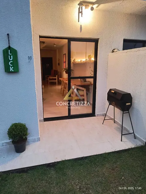 Foto 8 de Sobrado com 2 quartos à venda, 145m2 em Balneário dos Golfinhos, Caraguatatuba - SP