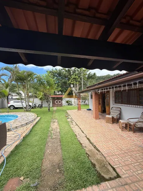 Foto 3 de Casa com 2 quartos à venda, 500m2 em Jardim do Sol, Caraguatatuba - SP