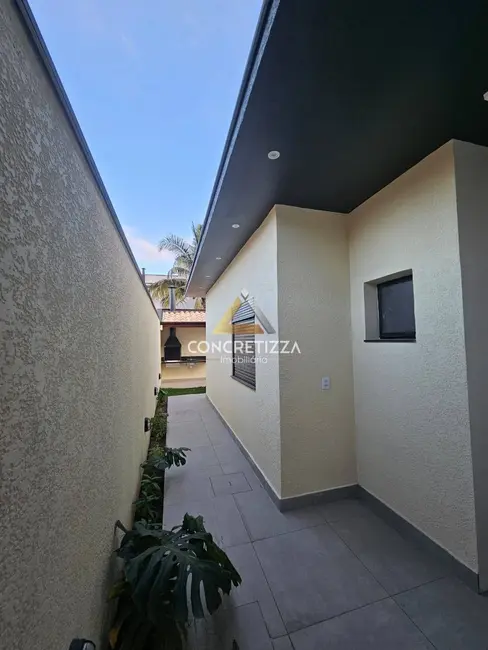 Foto 3 de Casa com 2 quartos à venda, 160m2 em Sao Sebastiao - SP