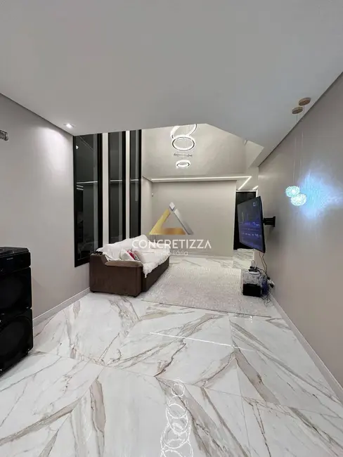 Foto 5 de Sobrado com 4 quartos à venda, 300m2 em Sao Sebastiao - SP