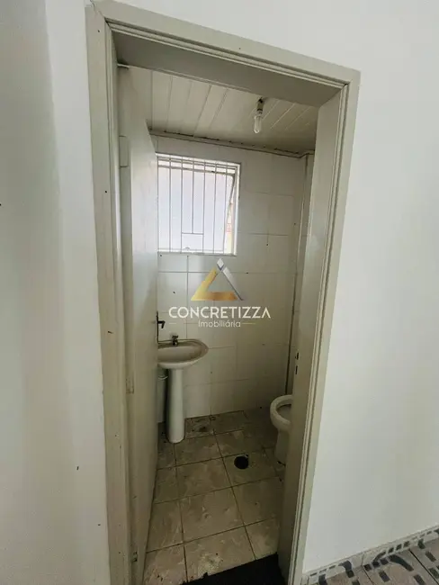 Sala Comercial para alugar, 42m2 em Sumaré, Caraguatatuba - SP - imagem 8 Foto 8 de Sala Comercial para alugar, 42m2 em Sumaré, Caraguatatuba - SP