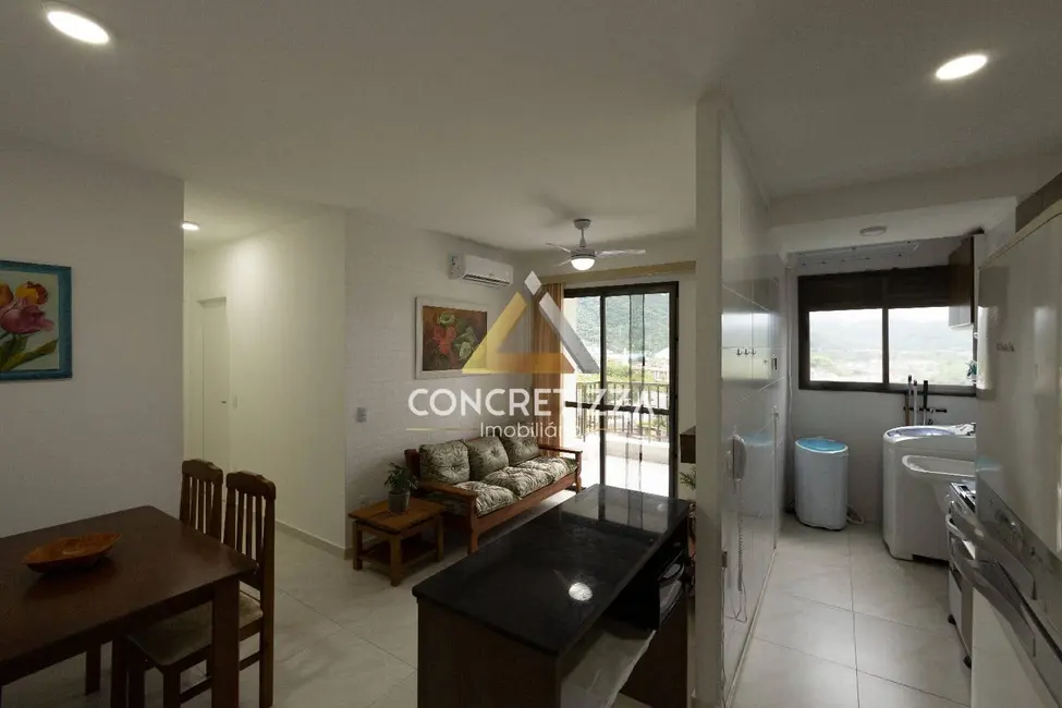 Foto 2 de Apartamento com 2 quartos à venda, 62m2 em Martim de Sá, Caraguatatuba - SP