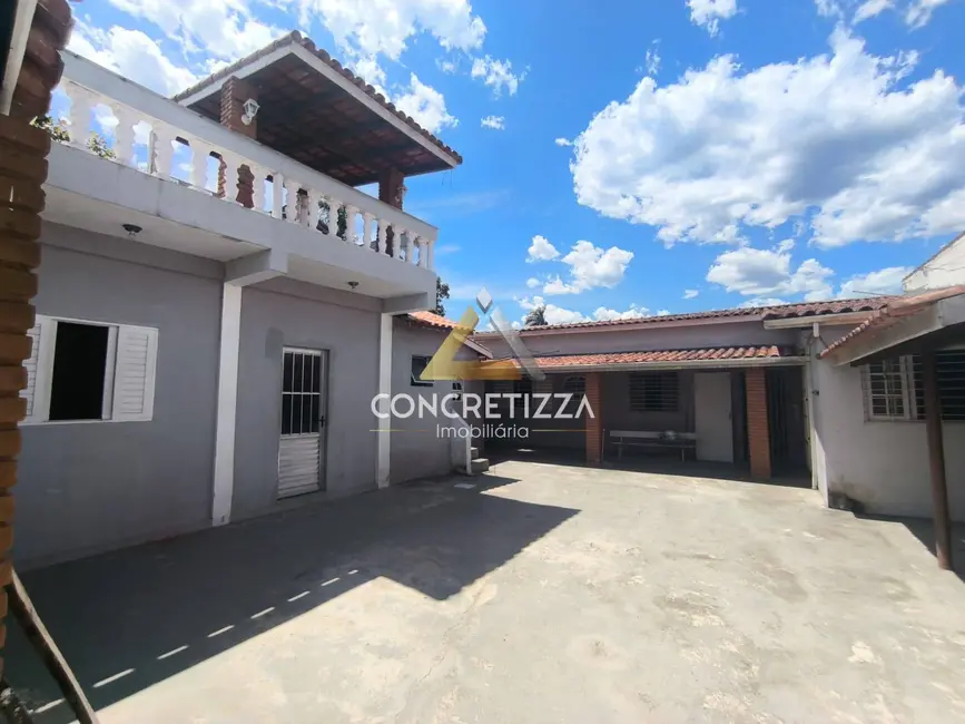Foto 1 de Casa com 3 quartos à venda, 170m2 em Caraguatatuba - SP