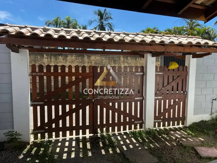 Foto 2 de Casa com 2 quartos à venda, 82m2 em Jardim Porto Novo, Caraguatatuba - SP