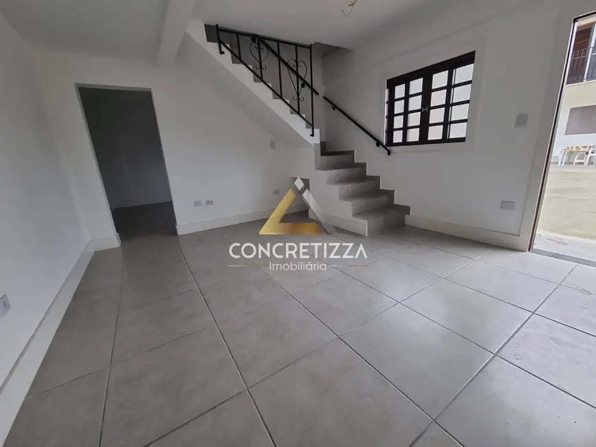 Foto 4 de Sobrado com 3 quartos à venda, 111m2 em Indaiá, Caraguatatuba - SP