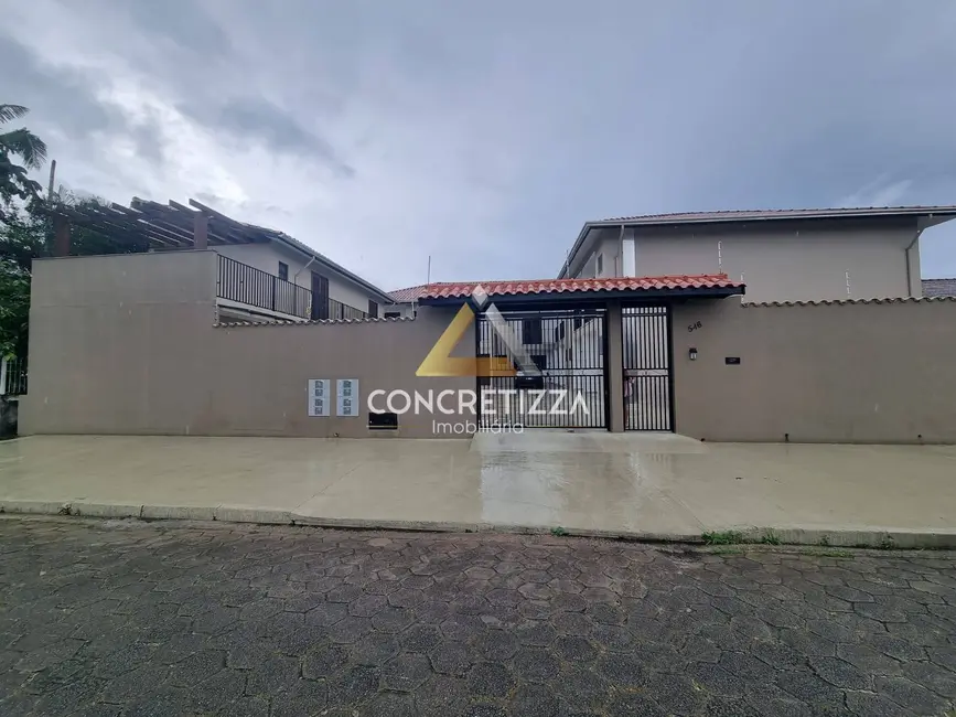 Foto 2 de Sobrado com 3 quartos à venda, 111m2 em Indaiá, Caraguatatuba - SP