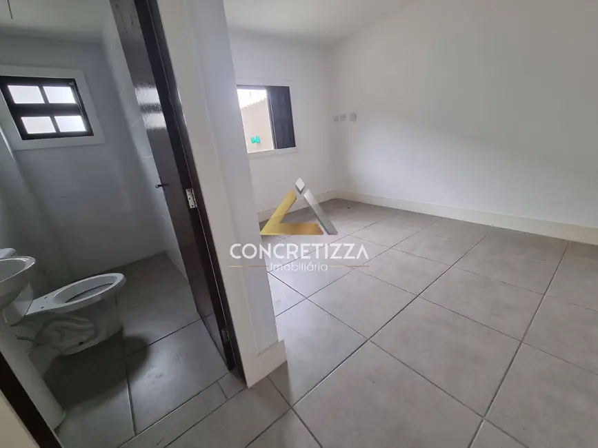 Foto 9 de Sobrado com 3 quartos à venda, 111m2 em Indaiá, Caraguatatuba - SP