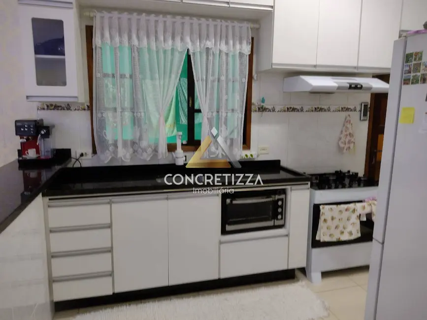 Foto 4 de Sobrado com 3 quartos à venda, 299m2 em Balneário Mar Azul, Caraguatatuba - SP