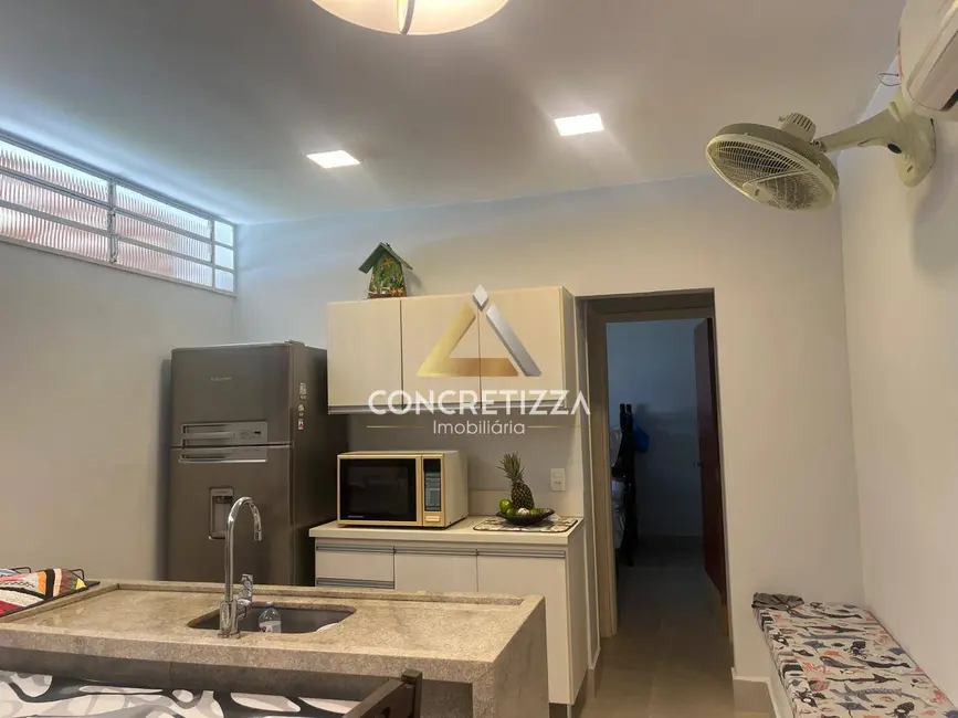 Foto 8 de Casa com 2 quartos à venda, 399m2 em Caraguatatuba - SP