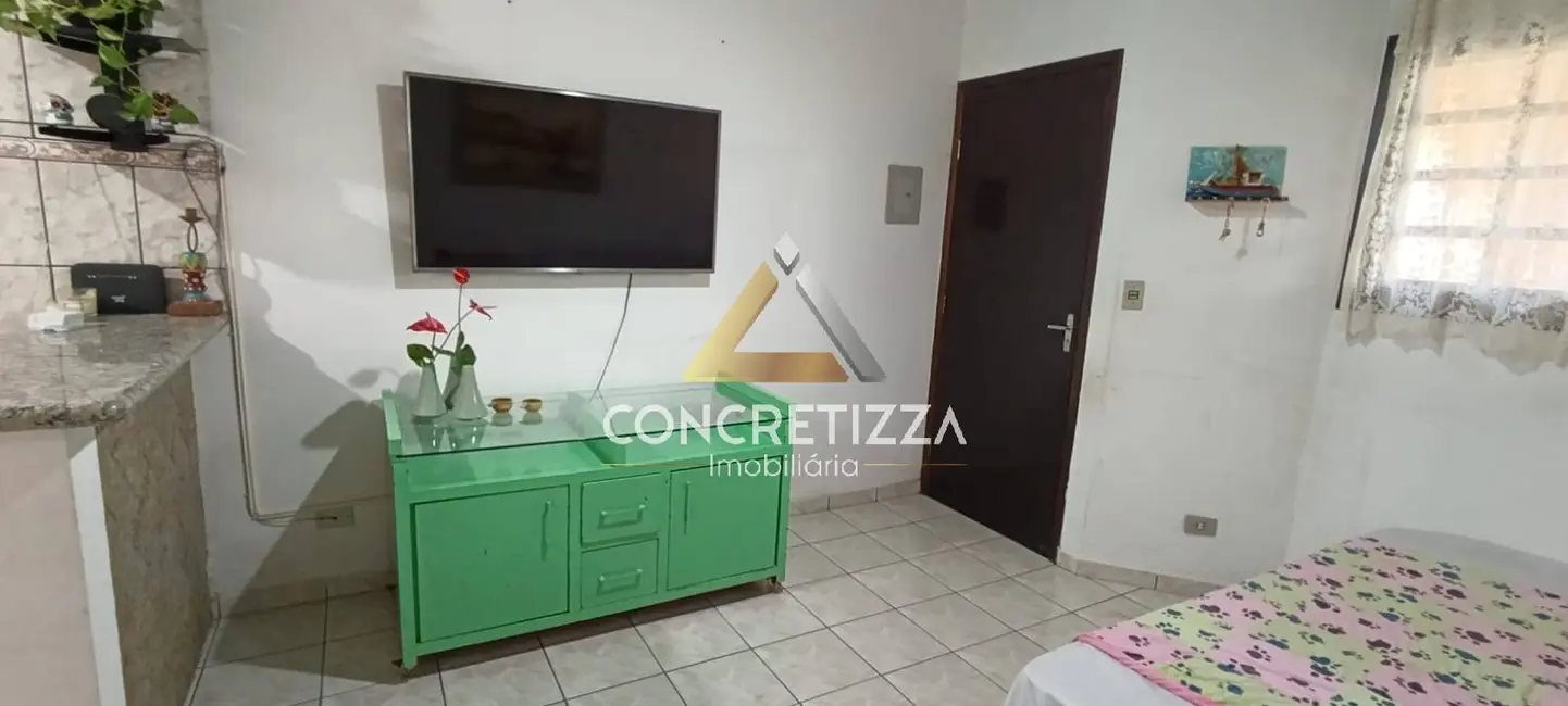 Foto 9 de Casa de Condomínio com 2 quartos à venda, 70m2 em Jardim Britânia, Caraguatatuba - SP