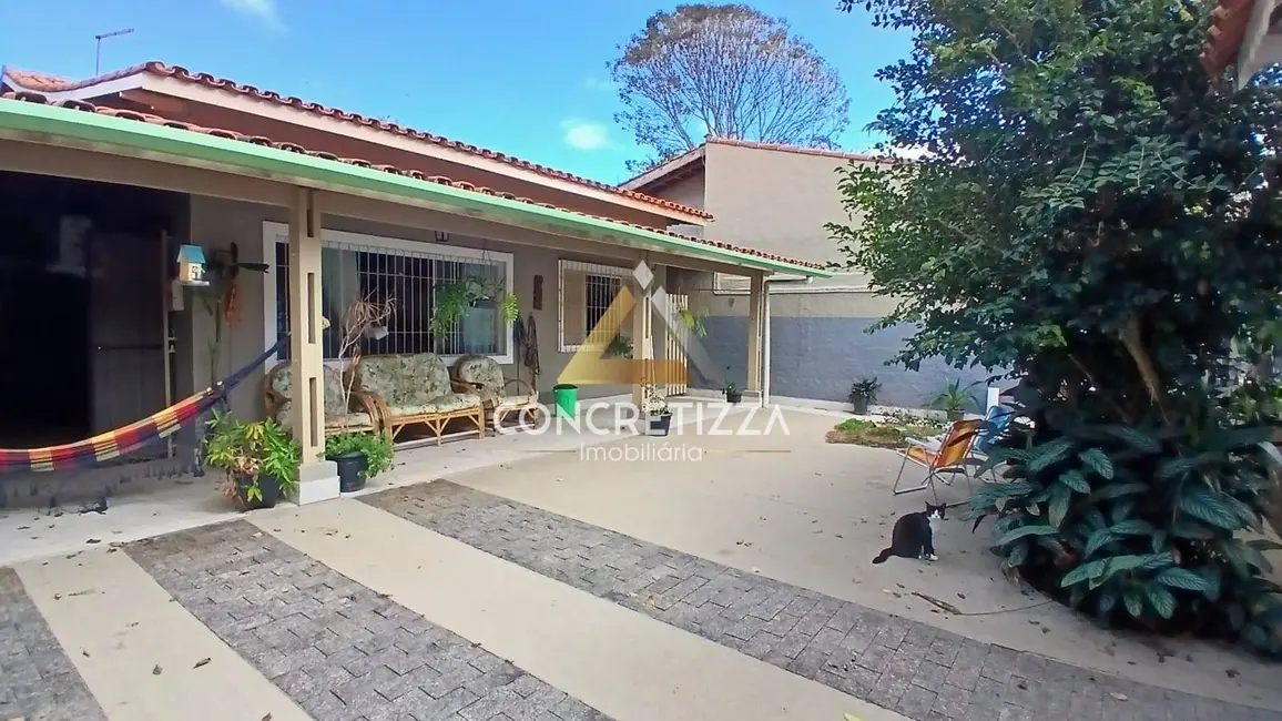 Casa com 2 quartos à venda, 500m2 em Caraguatatuba - SP - imagem 3 Foto 3 de Casa com 2 quartos à venda, 500m2 em Caraguatatuba - SP