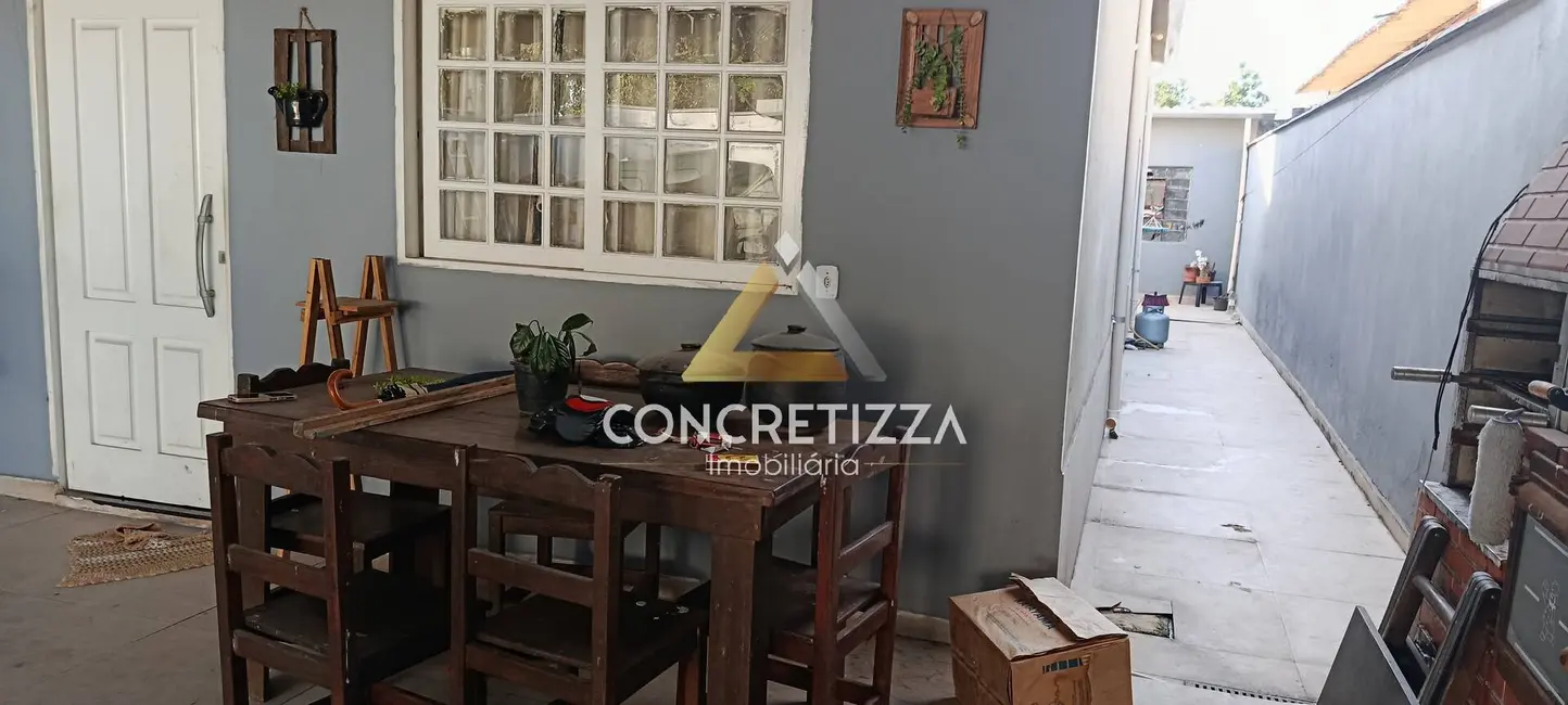 Foto 5 de Casa com 4 quartos à venda, 300m2 em Jardim Saveiros, Caraguatatuba - SP
