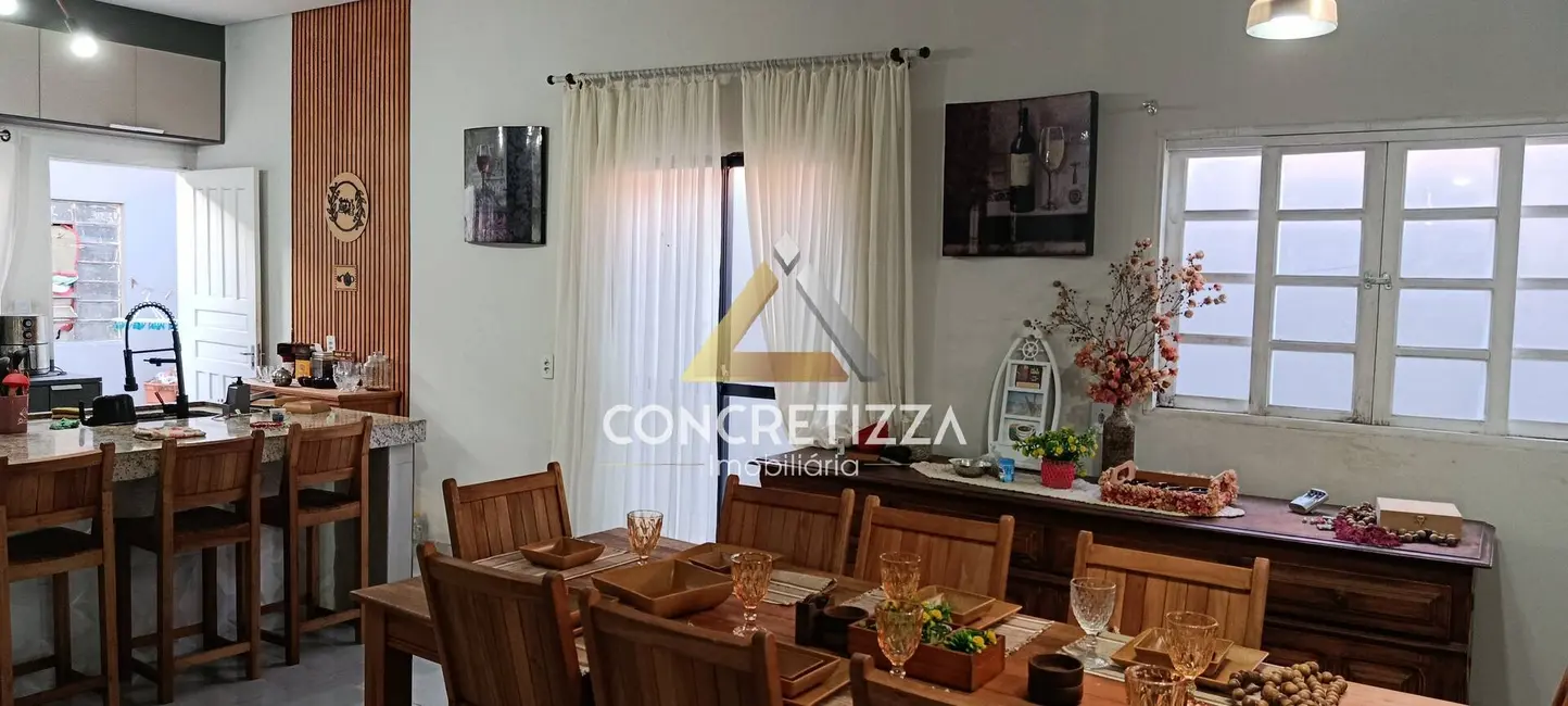 Foto 8 de Casa com 4 quartos à venda, 300m2 em Jardim Saveiros, Caraguatatuba - SP