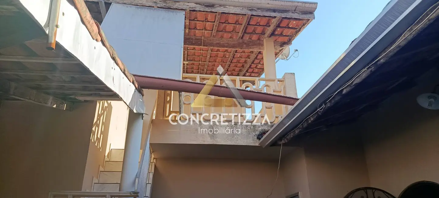 Casa com 3 quartos à venda, 250m2 em Balneário Recanto do Sol, Caraguatatuba - SP - imagem 6 Foto 6 de Casa com 3 quartos à venda, 250m2 em Balneário Recanto do Sol, Caraguatatuba - SP
