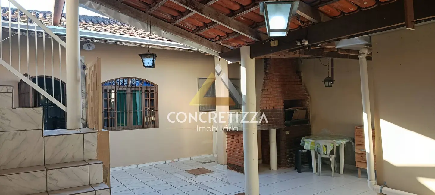 Casa com 3 quartos à venda, 250m2 em Balneário Recanto do Sol, Caraguatatuba - SP - imagem 8 Foto 8 de Casa com 3 quartos à venda, 250m2 em Balneário Recanto do Sol, Caraguatatuba - SP