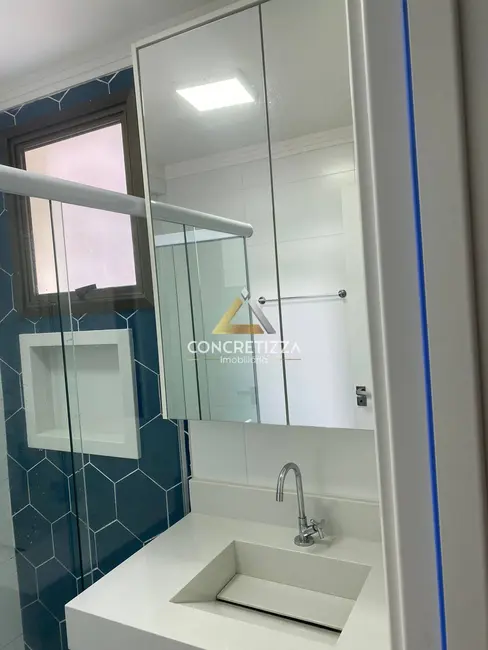 Apartamento com 2 quartos para alugar, 60m2 em Martim de Sá, Caraguatatuba - SP - imagem 3 Foto 3 de Apartamento com 2 quartos para alugar, 60m2 em Martim de Sá, Caraguatatuba - SP
