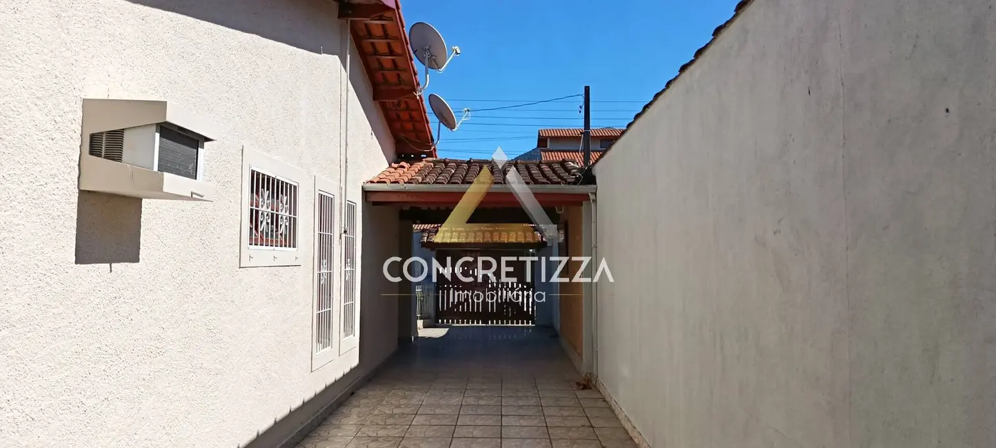 Foto 2 de Casa com 3 quartos à venda, 350m2 em Indaiá, Caraguatatuba - SP