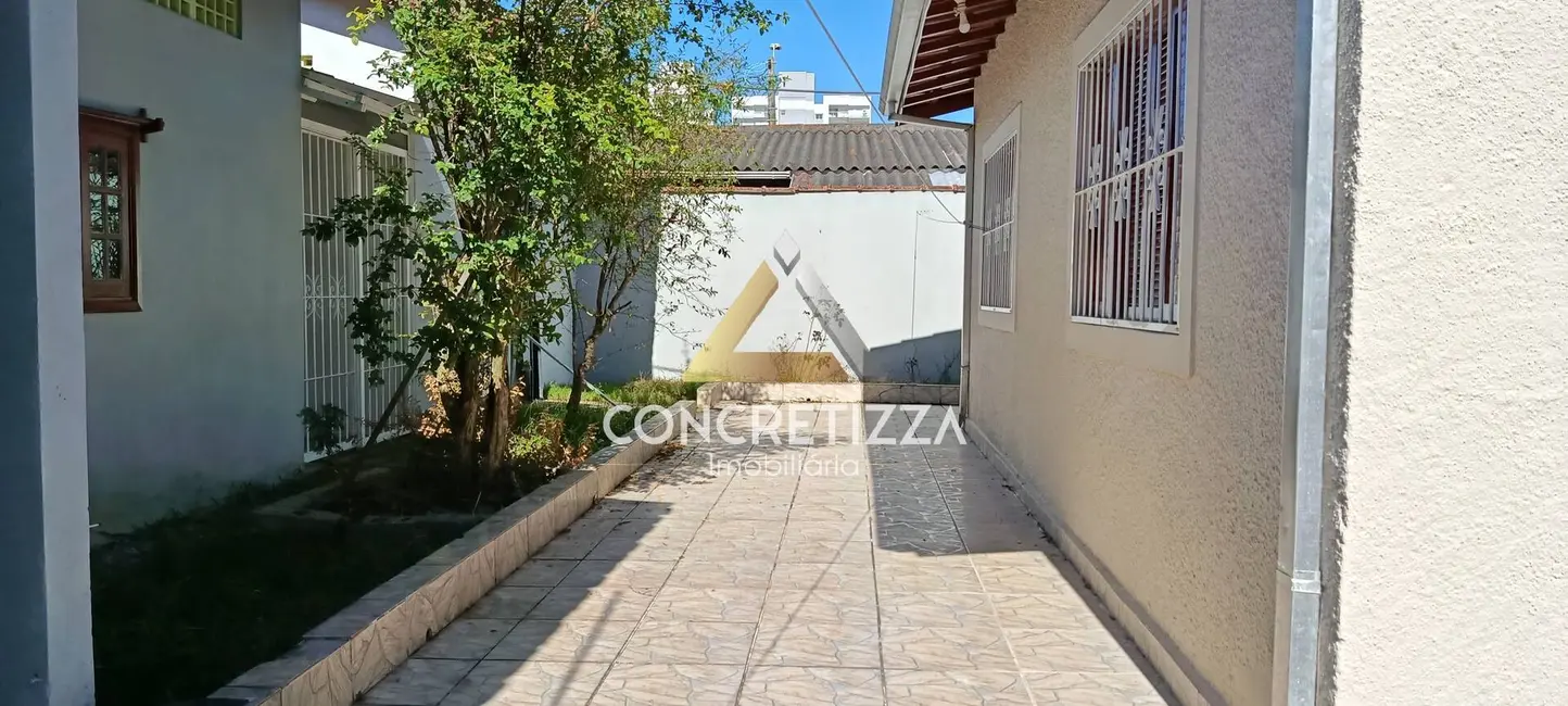 Foto 4 de Casa com 3 quartos à venda, 350m2 em Indaiá, Caraguatatuba - SP