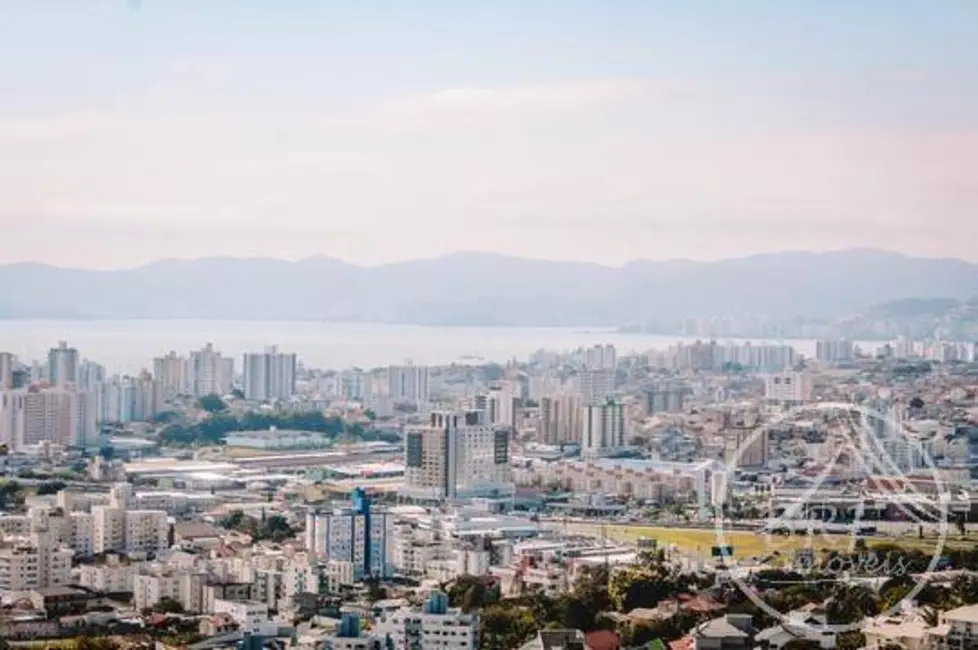 Foto 6 de Casa com 4 quartos à venda, 530m2 em Bosque das Mansões, Sao Jose - SC