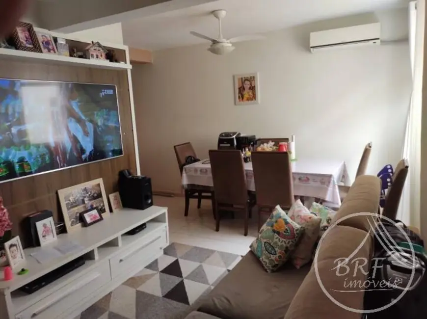 Foto 2 de Apartamento com 3 quartos à venda, 55m2 em Capoeiras, Florianopolis - SC