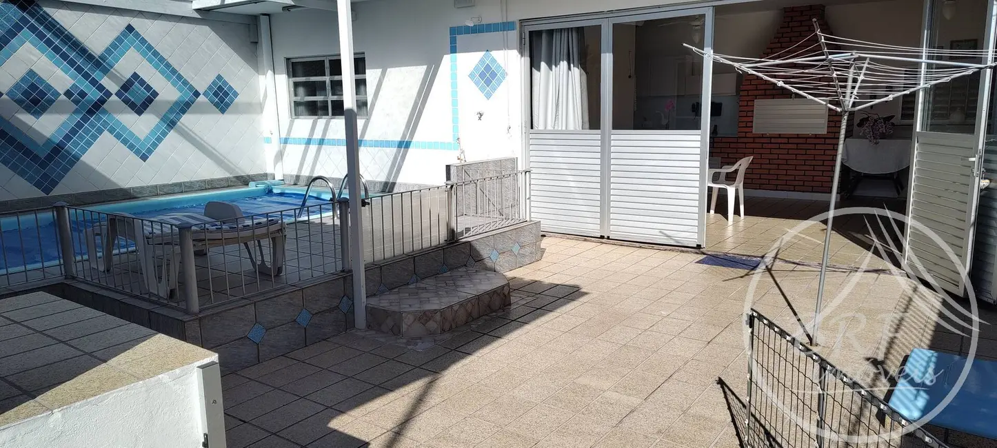 Foto 7 de Casa com 3 quartos à venda, 166m2 em Barreiros, Sao Jose - SC