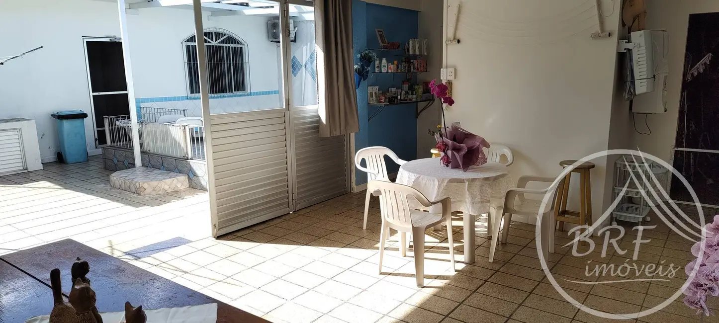 Foto 9 de Casa com 3 quartos à venda, 166m2 em Barreiros, Sao Jose - SC