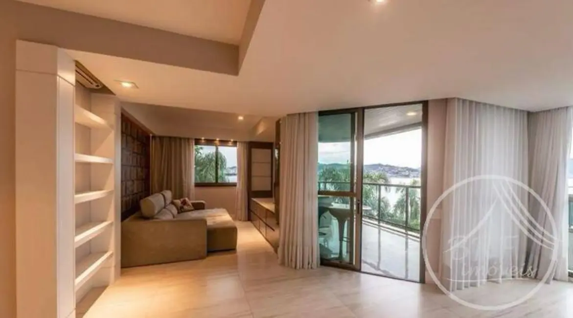 Apartamento com 3 quartos à venda, 131m2 em Coqueiros, Florianopolis - SC - imagem 7 Foto 7 de Apartamento com 3 quartos à venda, 131m2 em Coqueiros, Florianopolis - SC