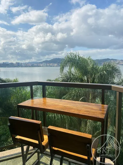 Foto 1 de Apartamento com 3 quartos à venda, 131m2 em Coqueiros, Florianopolis - SC