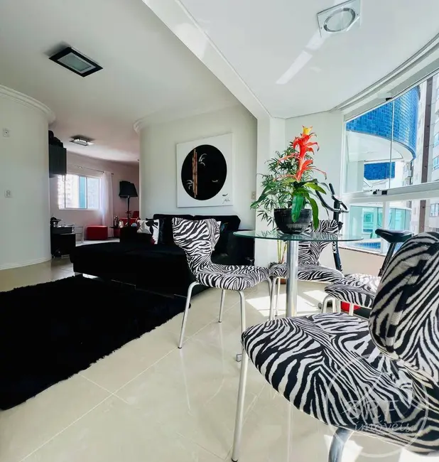 Foto 4 de Apartamento com 3 quartos à venda, 1277300m2 em Centro, Balneario Camboriu - SC