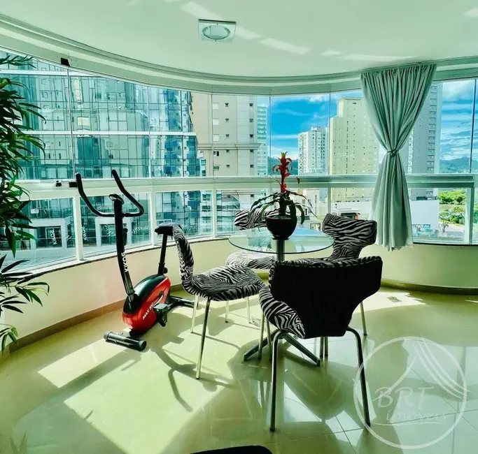 Foto 5 de Apartamento com 3 quartos à venda, 1277300m2 em Centro, Balneario Camboriu - SC