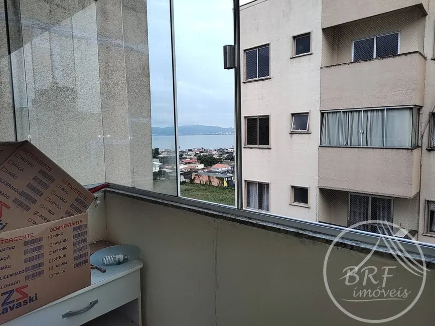 Foto 1 de Apartamento com 2 quartos à venda, 59m2 em Areias, Sao Jose - SC