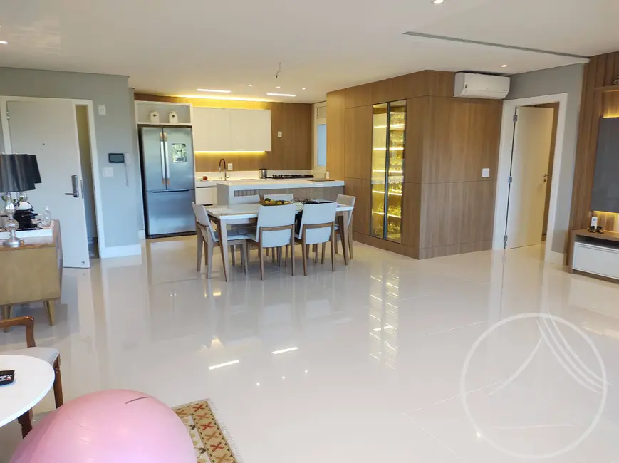 Foto 2 de Apartamento com 3 quartos à venda, 147m2 em Jurerê Internacional, Florianopolis - SC