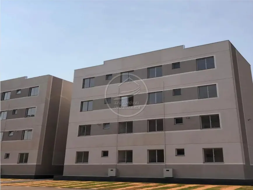 Foto 2 de Apartamento com 2 quartos à venda, 44m2 em Jardim Maracanã, Uberaba - MG
