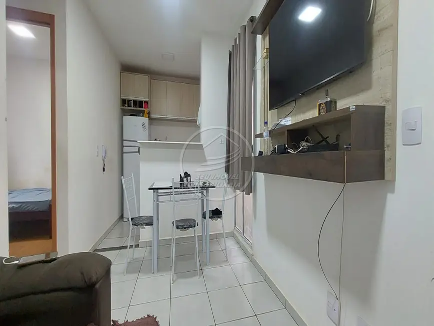 Foto 2 de Apartamento com 2 quartos à venda, 40m2 em Parque dos Buritis, Uberaba - MG