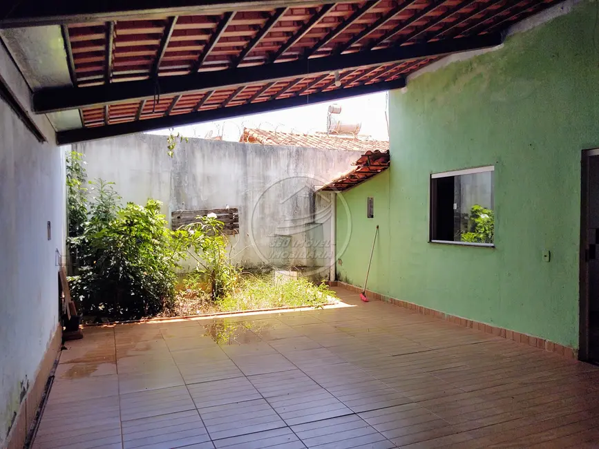 Casa com 2 quartos à venda, 78m2 em Parque dos Girassóis, Uberaba - MG - imagem 3 Foto 3 de Casa com 2 quartos à venda, 78m2 em Parque dos Girassóis, Uberaba - MG