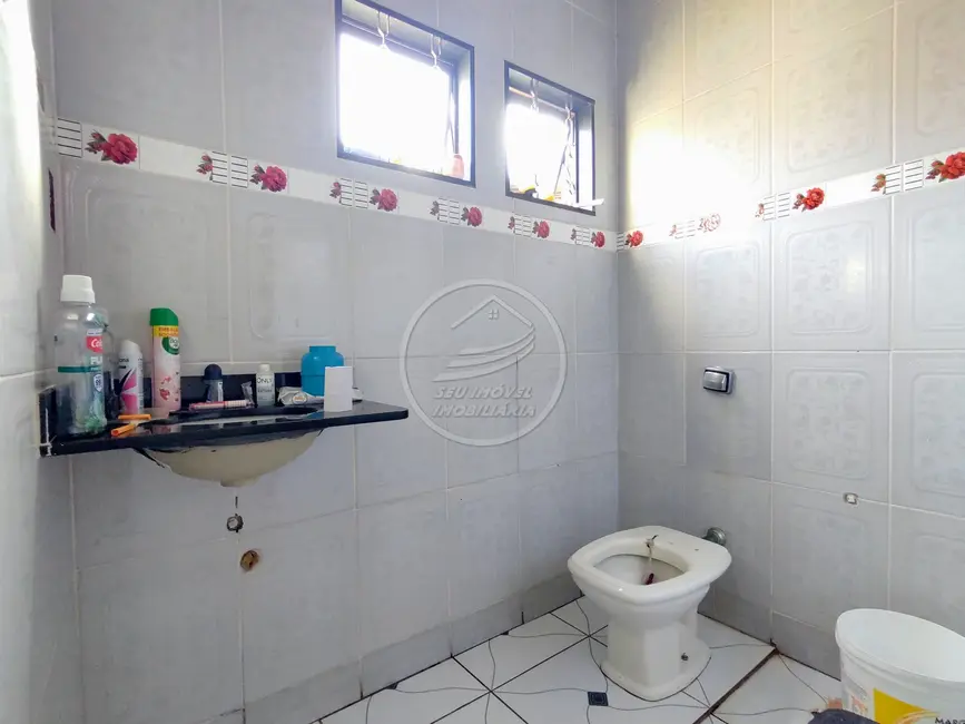 Casa com 3 quartos à venda, 151m2 em Parque das Gameleiras, Uberaba - MG - imagem 9 Foto 9 de Casa com 3 quartos à venda, 151m2 em Parque das Gameleiras, Uberaba - MG