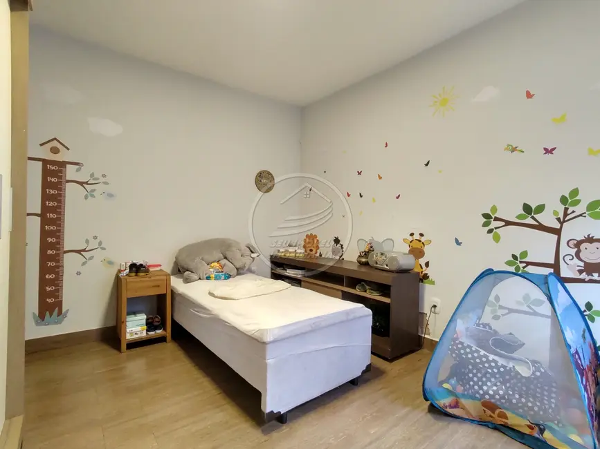 Casa com 3 quartos à venda, 160m2 em Tita Rezende, Uberaba - MG - imagem 9 Foto 9 de Casa com 3 quartos à venda, 160m2 em Tita Rezende, Uberaba - MG