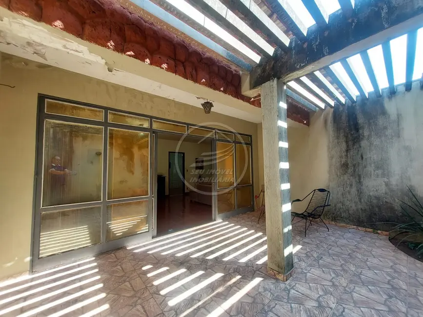 Casa com 3 quartos à venda, 193m2 em Estados Unidos, Uberaba - MG - imagem 7 Foto 7 de Casa com 3 quartos à venda, 193m2 em Estados Unidos, Uberaba - MG