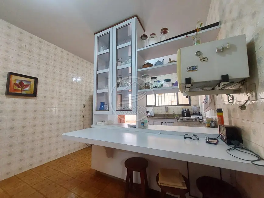 Casa com 3 quartos à venda, 193m2 em Estados Unidos, Uberaba - MG - imagem 8 Foto 8 de Casa com 3 quartos à venda, 193m2 em Estados Unidos, Uberaba - MG