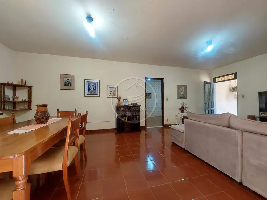 Casa com 3 quartos à venda, 193m2 em Estados Unidos, Uberaba - MG - imagem 5 Foto 5 de Casa com 3 quartos à venda, 193m2 em Estados Unidos, Uberaba - MG