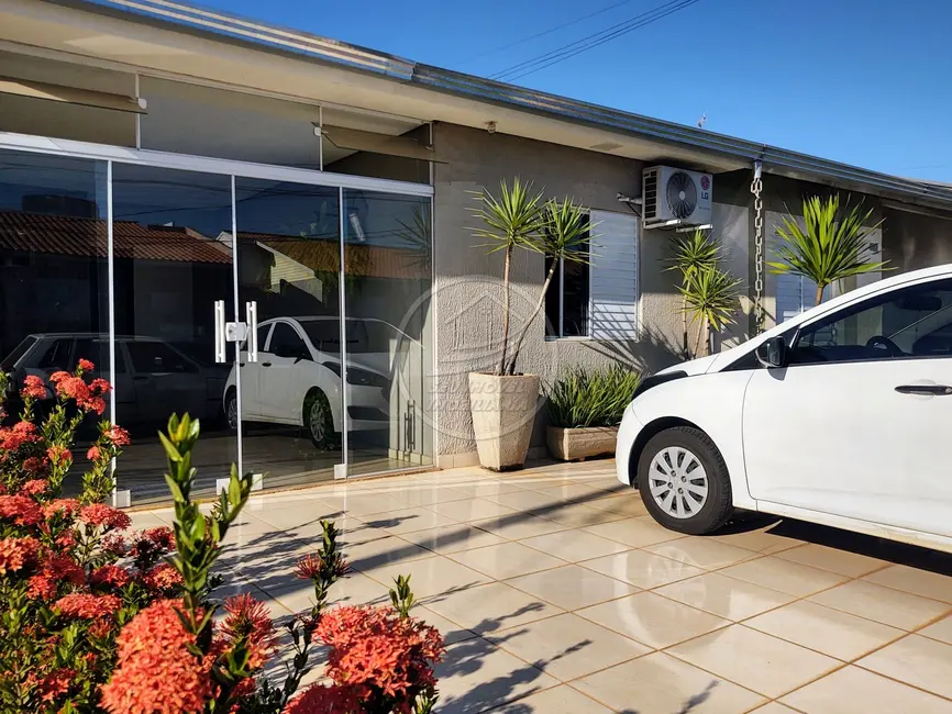 Foto 2 de Casa de Condomínio com 3 quartos à venda, 110m2 em Recreio dos Bandeirantes, Uberaba - MG