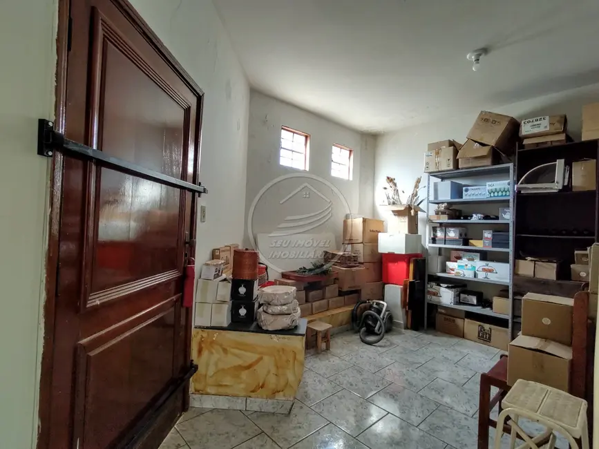 Casa com 3 quartos à venda, 157m2 em Conjunto Cássio Rezende, Uberaba - MG - imagem 7 Foto 7 de Casa com 3 quartos à venda, 157m2 em Conjunto Cássio Rezende, Uberaba - MG